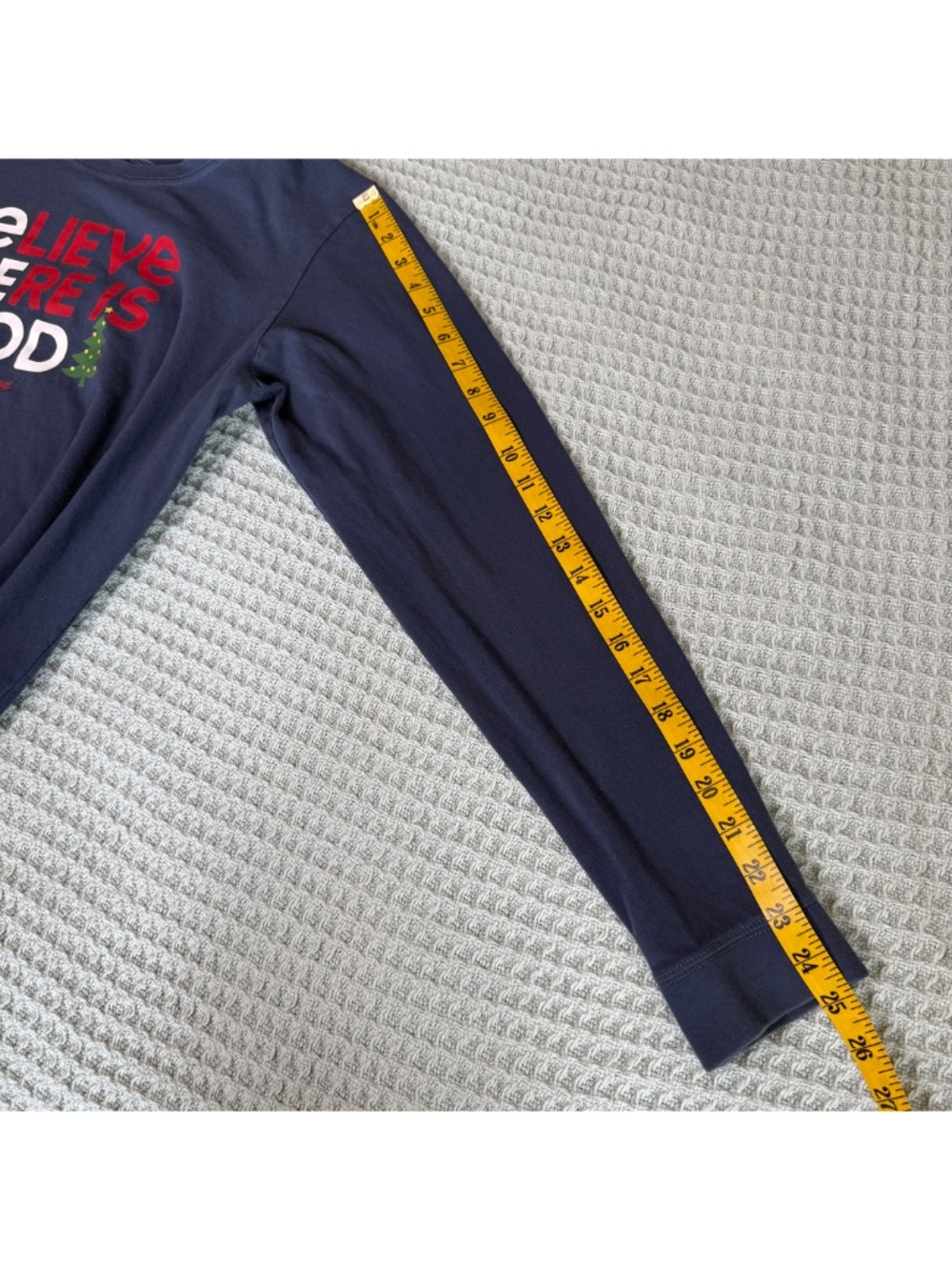 Life is Good Crusher Tee Womens Large Blue Christmas Believe There is Good Shirt - Picture 8 of 9
